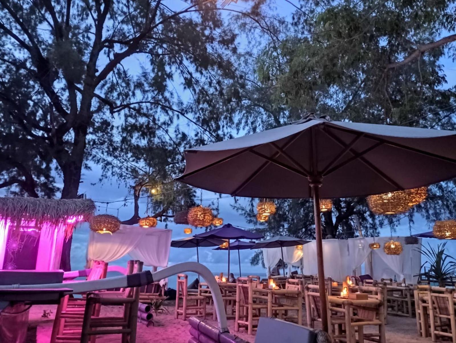 Purple Beach - Maithelia - Gili Air Ngoại thất bức ảnh